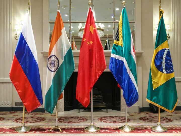 BRICS: R de Rússia